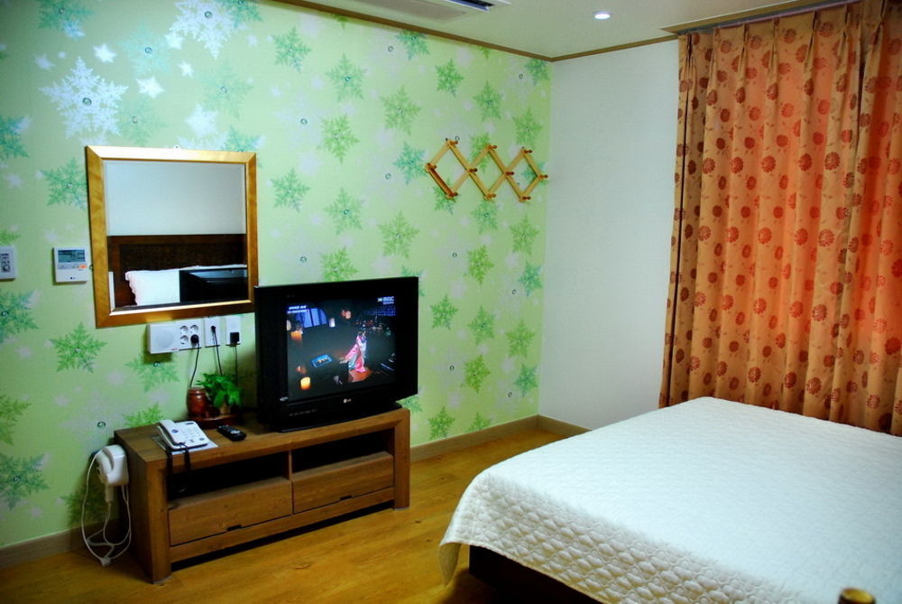 Jungmun Resort Jeju Seogwipo Exterior foto